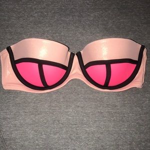 Strapless Victoria’s Secret bikini top